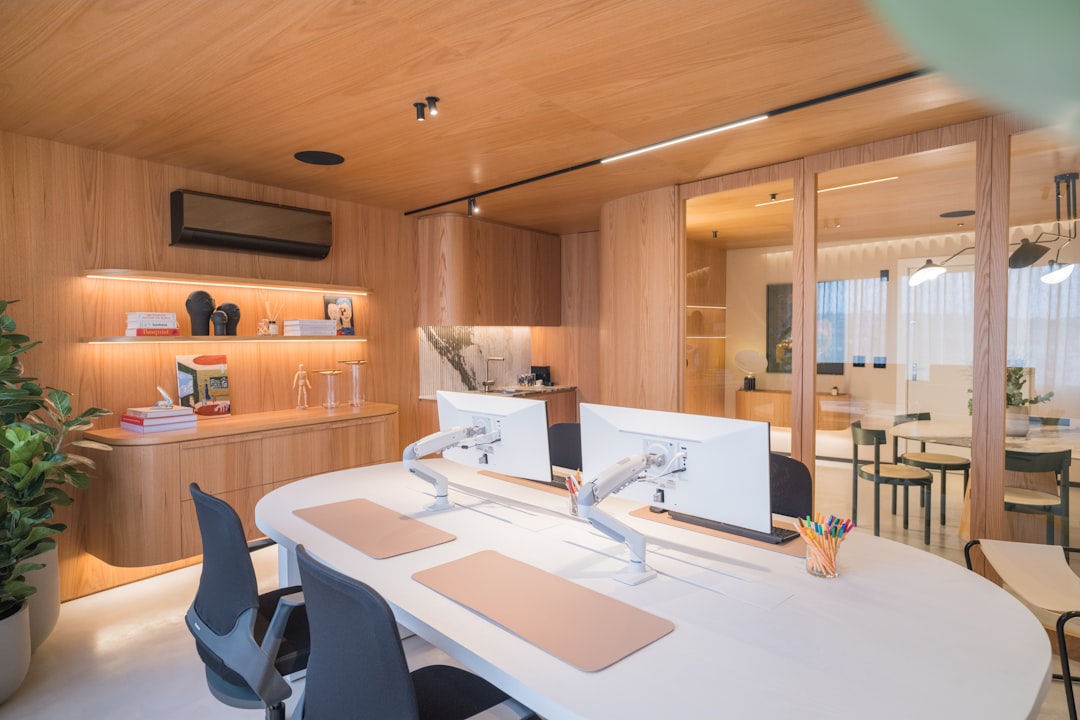 Desk Organization: Cable Management and Supplies Guide